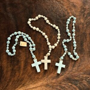 3 cross beads